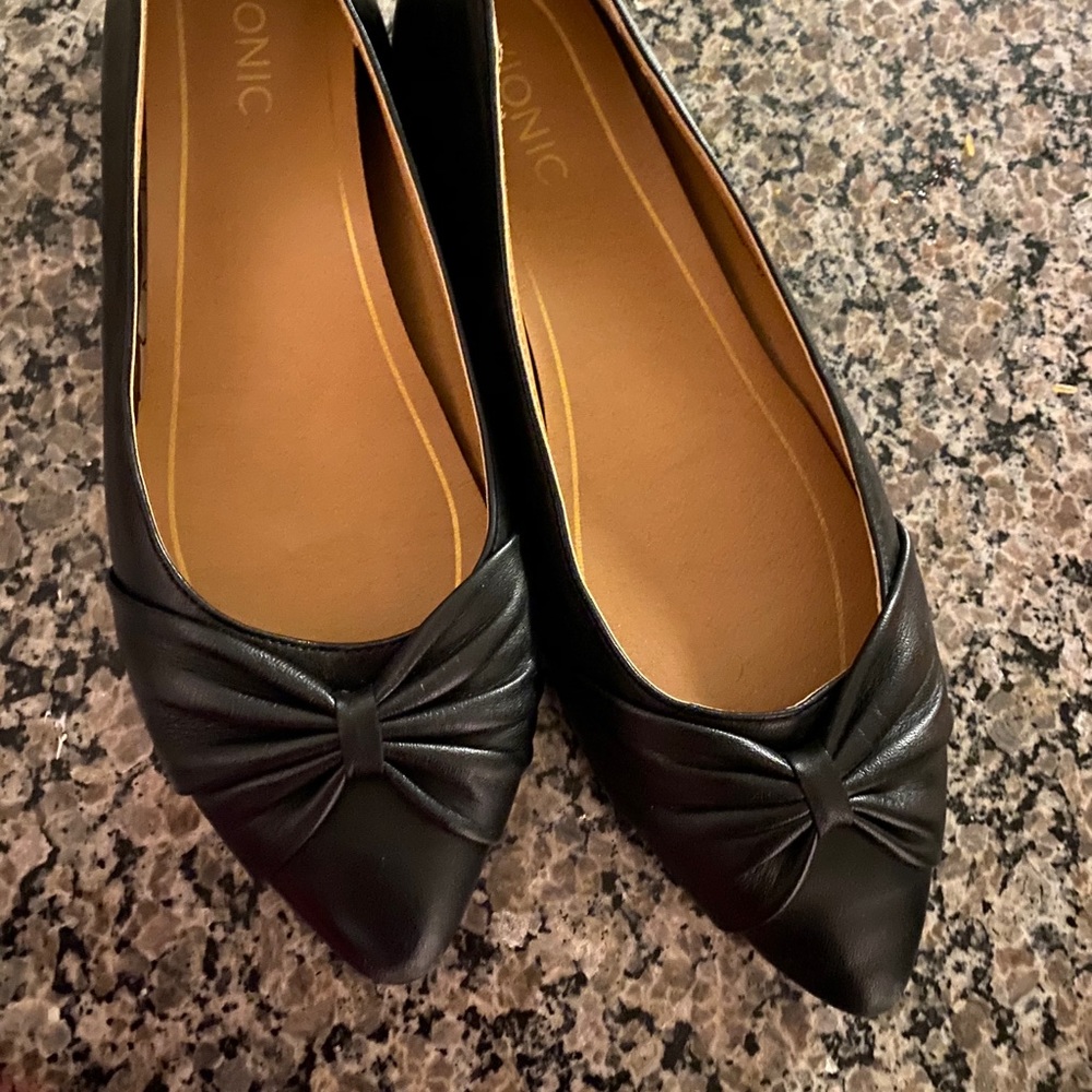 🎀 Vionic Gramercy Flats 🎀